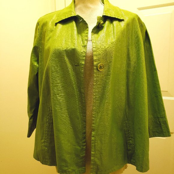 Chico’s Green Jacket /w Gold Shimmer & gold tank - Picture 2 of 8